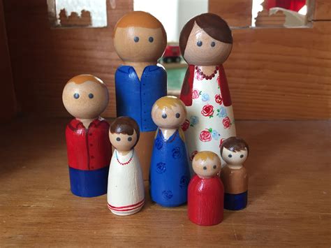 wooden peg people